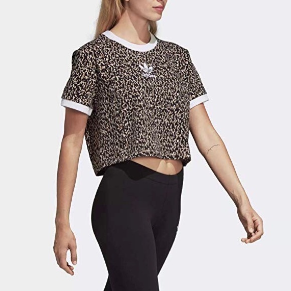 leoflage crop hoodie